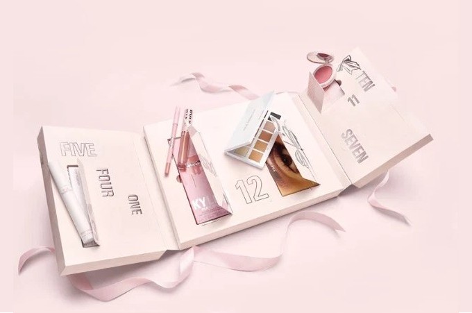 Kylie makeup packaging