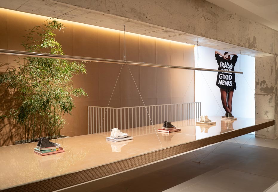 corrugated retail display